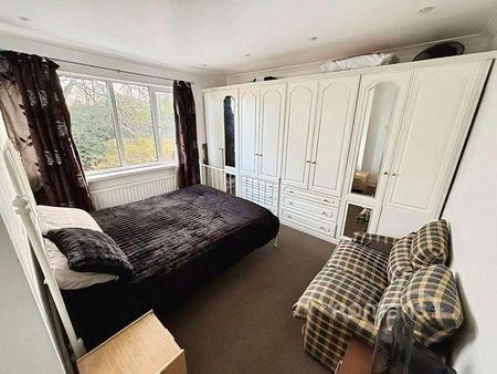 Cumberland Avenue, Basingstoke, RG22 - Photo 2