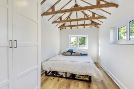 3 bedroom semi-detached house to rent - Photo 4