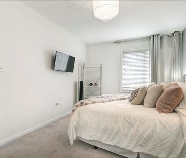 For Lease - 3035 Drumloch Avenue, Oakville, Ontario - Photo 5