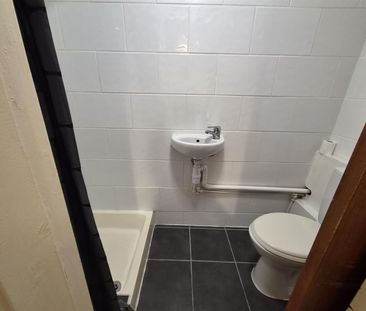 Lathom Road, Southport PR9, London - Photo 3