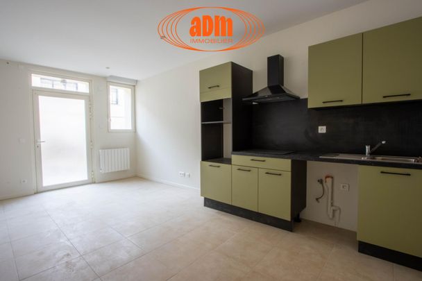 Location STUDIO BIS AVEC PARKING À LOUER À COUILLY-PONT-AUX-DAMES PRO - Photo 1