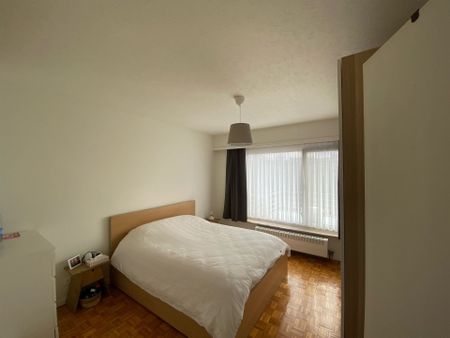 rustig gelegen 2 slpk-appartement met terras en garage - Foto 3