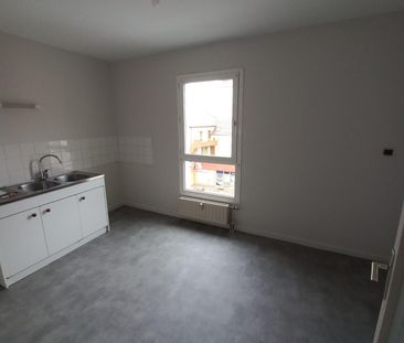 Appartement T3 au Centre ville de Montceau - Photo 2