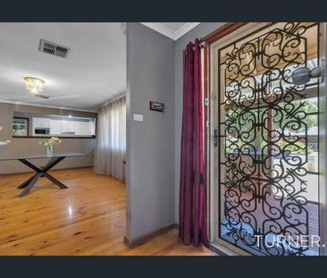 Delightful Four Bedroom Family Home - Photo 3