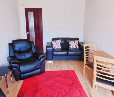 1 bedroom ground floor flat to rent - Photo 2
