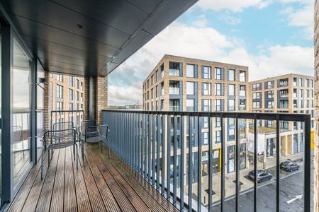 Watteau Square - Photo 4