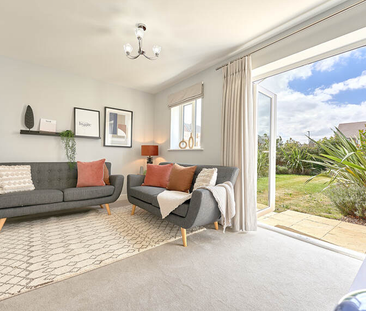 3 bedroom end of terrace house to rent - Photo 2