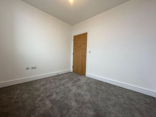 Linden House, Colne - Photo 1