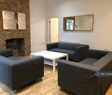 6 bedroom terraced house to rent - Photo 1