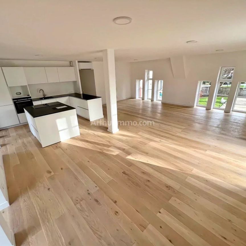 Location Appartement 3 pièces 107 m2 à Lille - Photo 1