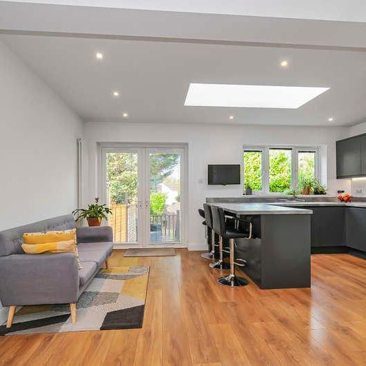 Harefield Road, Uxbridge, UB8 - Photo 1