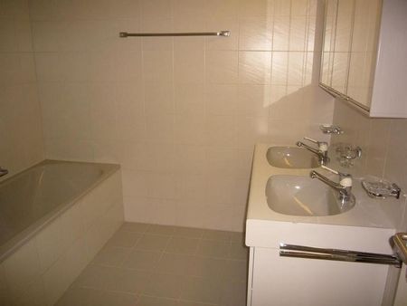 3.5 Zimmerwohnung mit Blick ins Grüne - Foto 5