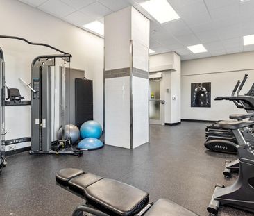 Island Park Towers - Photo 3