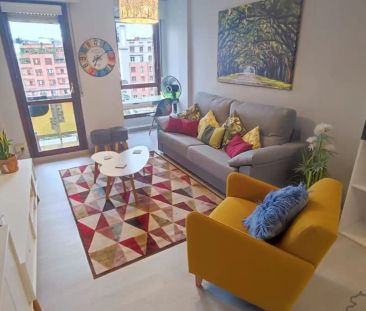Apartamento de alquiler en Avenida del Ferrocarril, Basurtu - Photo 2