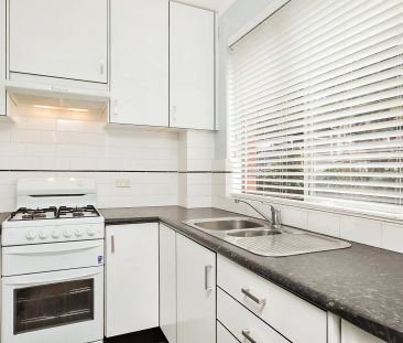 Neat And Tidy One Bedroom Apartment - Inspect Now 0401950044 - Photo 5