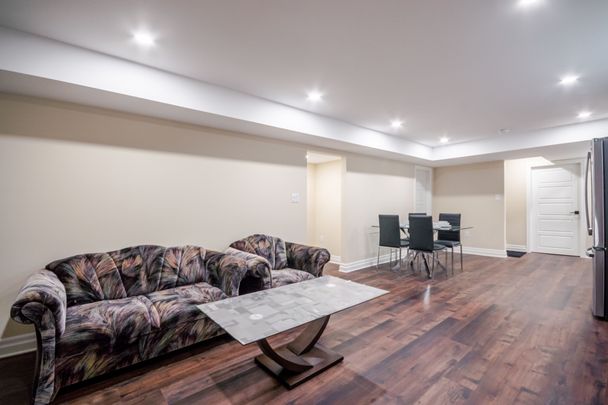 For Lease - 1253 Howlett Circle, London North, Ontario - Photo 1