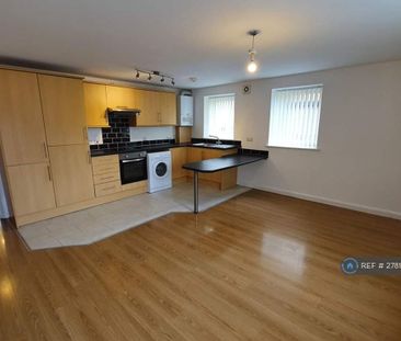 2 bedroom flat to rent - Photo 4