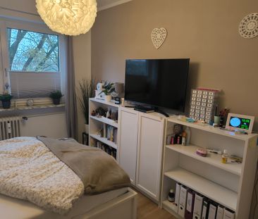 Sehr schöne helle 2 Zi.-Whg. ca. 58qm in der Helgolandstrasse 13, F... - Photo 3