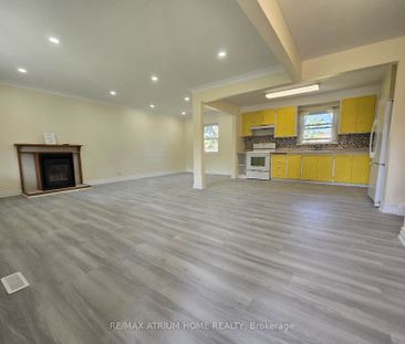 For Lease - 6 Abercorn Road, Markham, Ontario - Photo 2