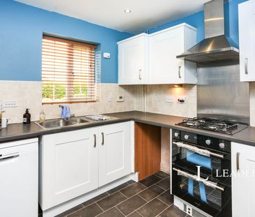 2 bedroom end of terrace to rent Sandown Drive, Bourne PE10 - Photo 2