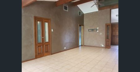 WOW – What a Package…! - Photo 2