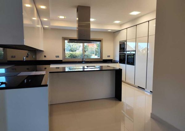6 Bedroom House with swimming pool, Quinta da Beloura, Sintra