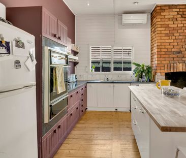 25 Little Gold Street, Brunswick VIC 3056 - House For Rent | Domain - Photo 4