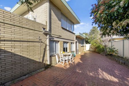 Enough room for the whole family! - Photo 3