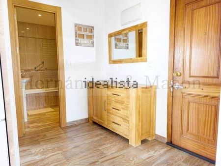 Alquiler de piso en Calle Aguilar - Photo 2