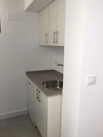 Carrer Muñiz y H. de Alba, Valencia, Valencian Community 46022 - Photo 5