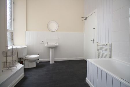 Hillhead Street, Hillhead, Glasgow - Photo 3