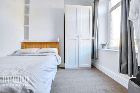 2 bedroom terraced house to rent - Photo 3