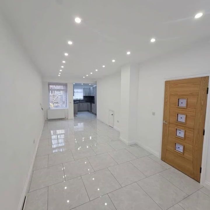 4 Bed Detached House, Kensington Street, M14 - Photo 1