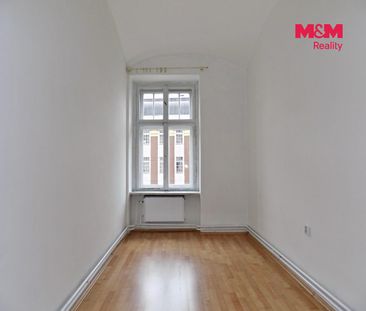 Pronájem bytu 3+1 70 m², U nádraží 678, Teplice - Fotografie 3