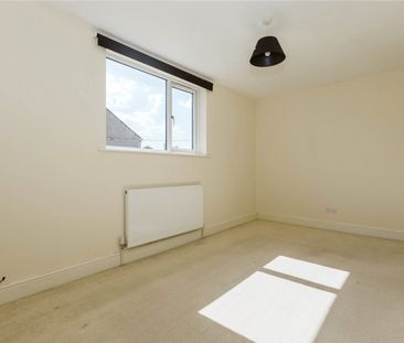 Kingsholme Road, - Photo 3