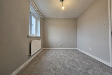 Throstles Close - Photo 5