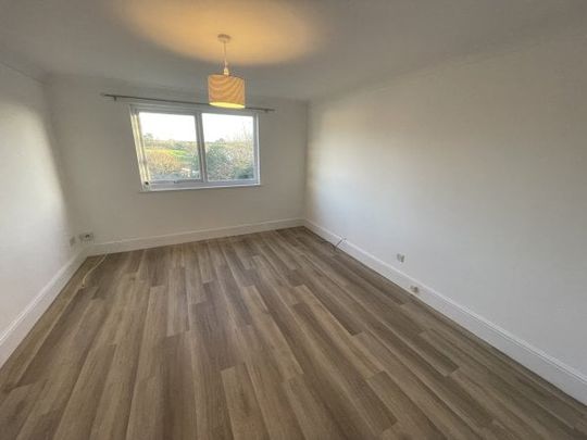 Shortlanesend, Truro, TR4 - Photo 1