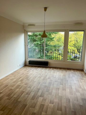 Location Appartement 2 pièces 52m² BRUNOY 91800 - Photo 2