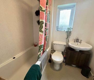 Glyndebourne Gardens, Banbury, OX16 - Photo 6