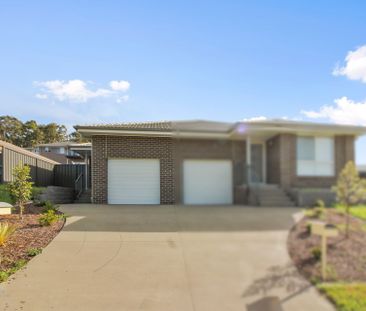 Cute & Cosy Two Bedroom Duplex - Photo 1