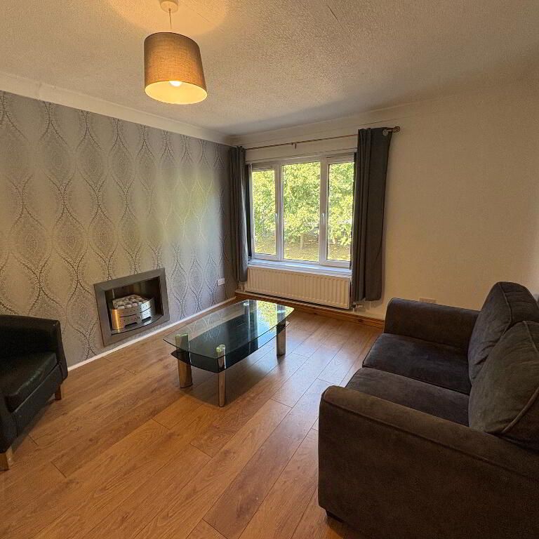8 Laurel Way, Dunmurry, Belfast, BT17 9PR - Photo 1