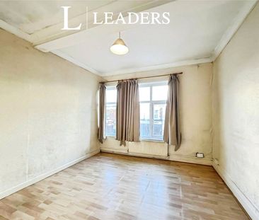 2 bedroom apartment to rent Wimborne Road, Moordown, Bournemouth, BH9 - Photo 4