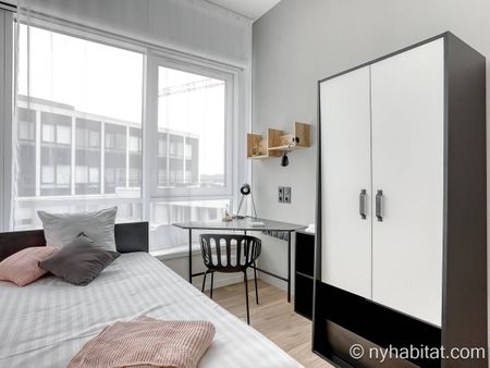 Logement à Paris, Location meublée - Photo 3