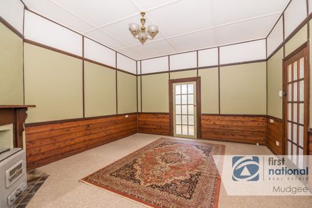 Comfortable Charming Cottage - Photo 3