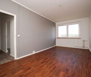 Helle 3-Raum-Wohnung mit großem Balkon & Aufzug! - Photo 1