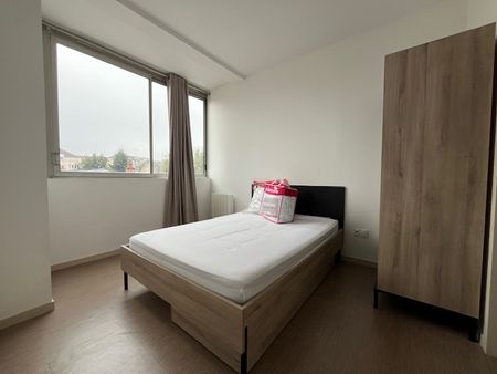 POITIERS CENTRE VILLE - RUE ALSACE LORRAINE T2 MEUBLE - Photo 4