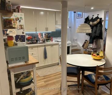 17 Alberta Avenue #Lower - Photo 3