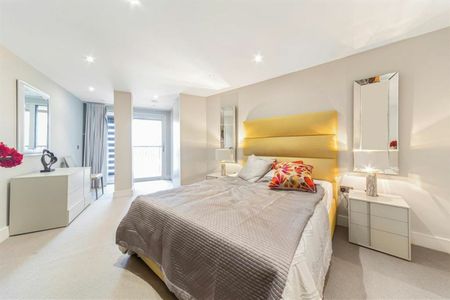 Wapping High Street - Photo 2