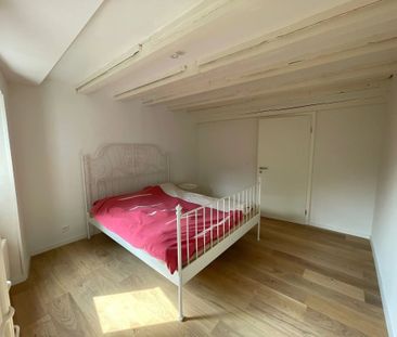 Appartement entièrement rénové de 3.5 pièces au rez-de-chaussée ave... - Photo 2