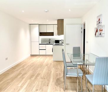 2 bedroom flat to rent - Photo 4